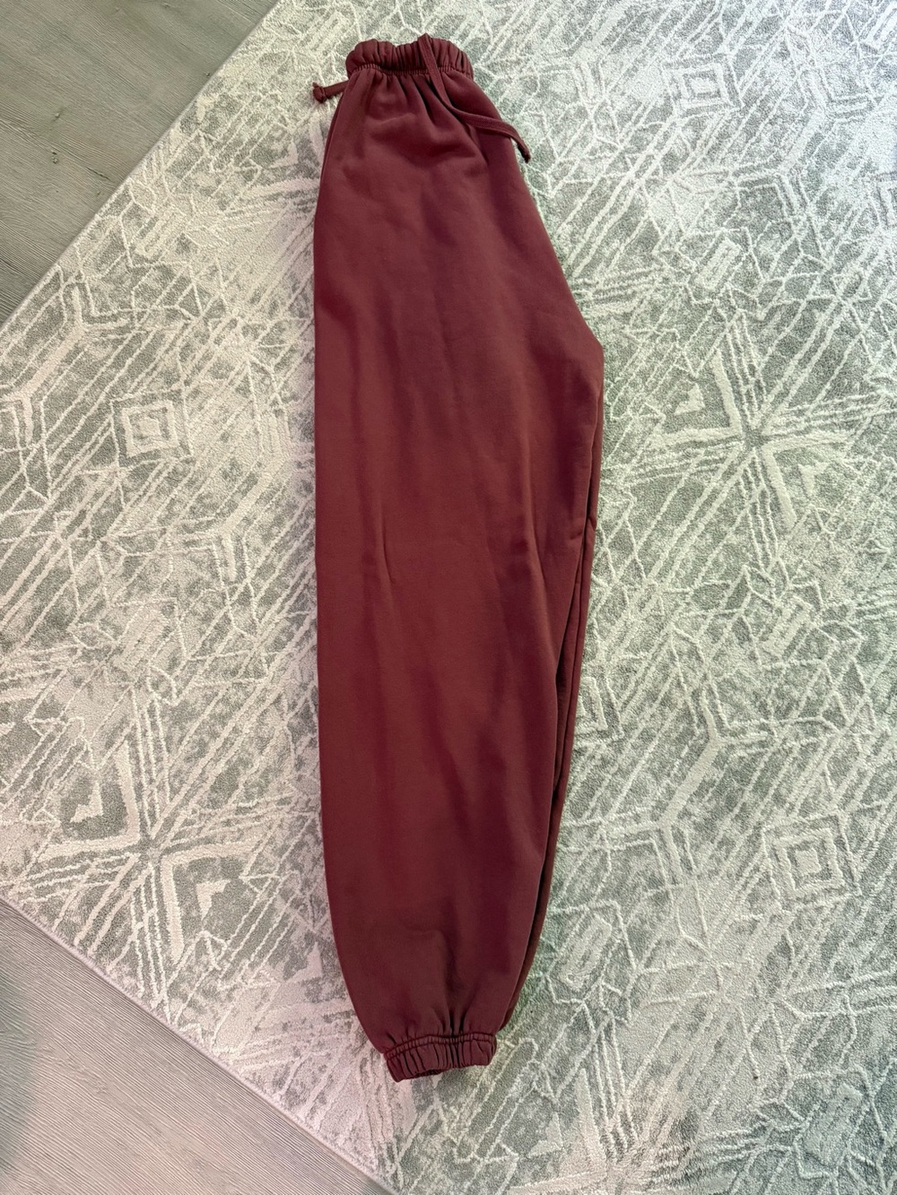 Daily Drills Unisex Joggers in Wine